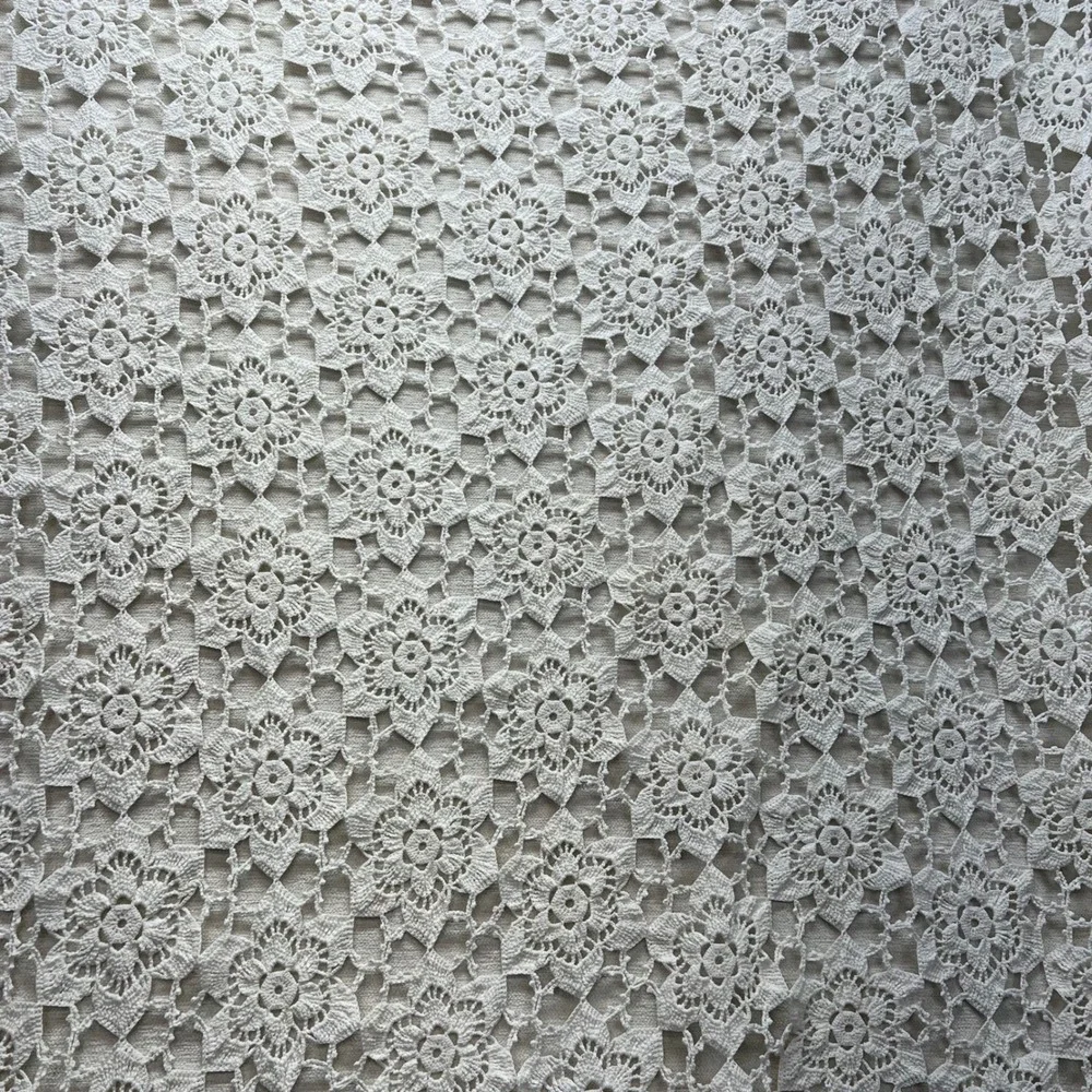 Antique Victorian Edwardian Tatted Lace Coverlet Tablecloth Medallion Scalloped